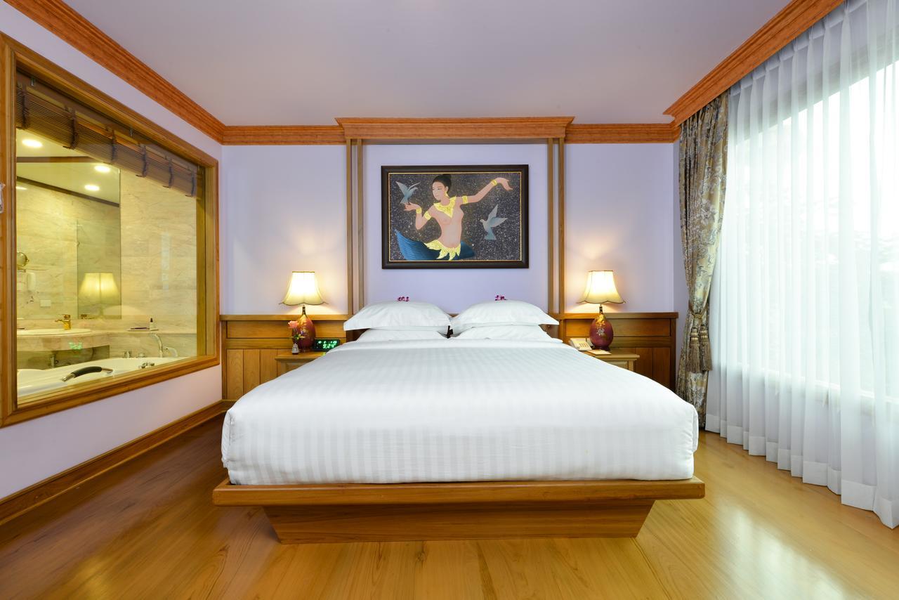 Peak Nimman Prestige Hotel Chiang Mai Eksteriør billede