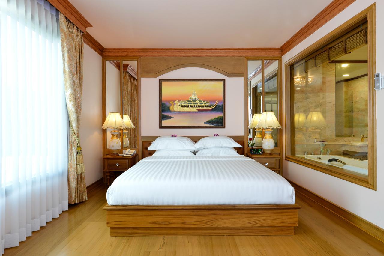 Peak Nimman Prestige Hotel Chiang Mai Eksteriør billede